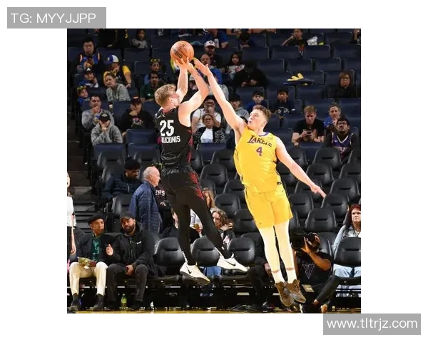 2004年NBA圣诞大战回顾湖人与热火的经典对决与精彩瞬间